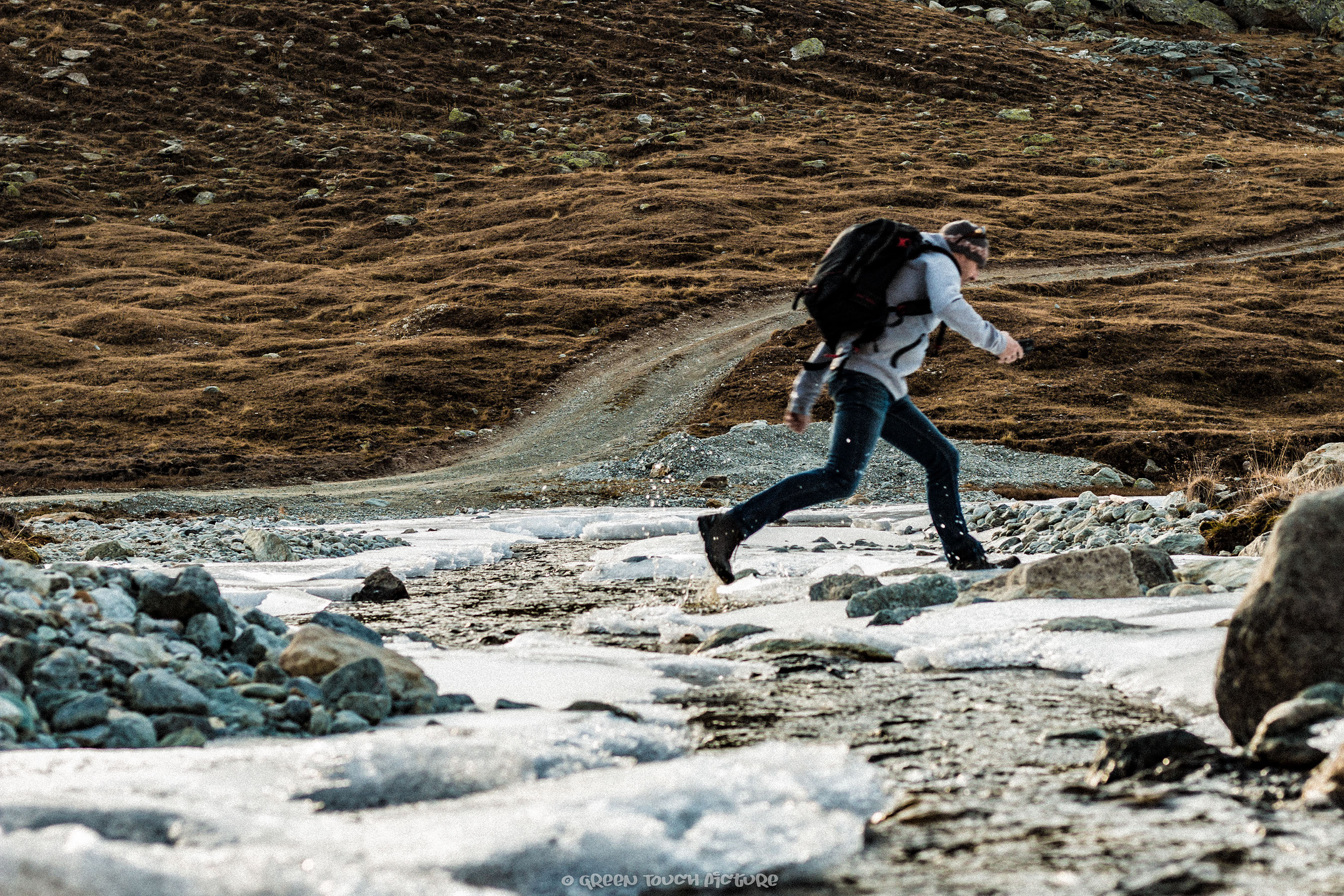 Moutain, river, snow, way, frozen, stone, theodore heitz, Green Touch Picture