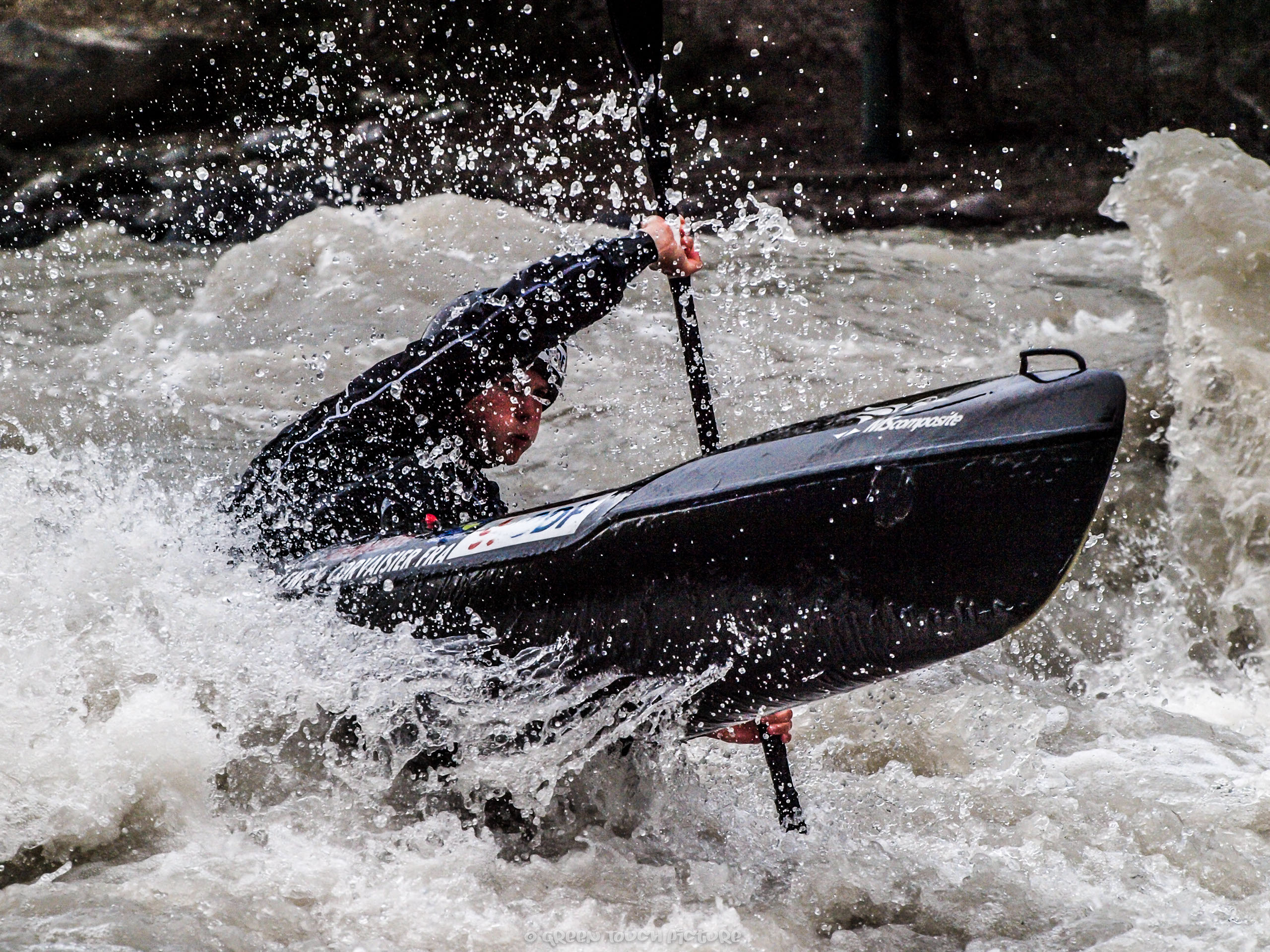 French selection, Down River, Kayak, Women, Wild Water, Big Water,  ©Green Touch Picutre / Theodore Heitz